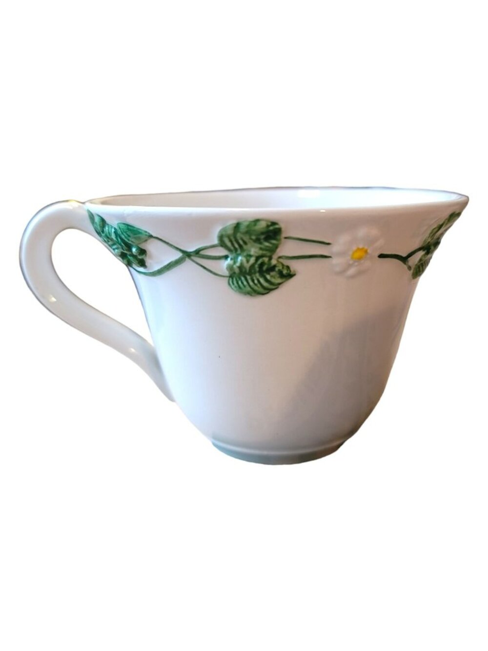 Italian Floral Teacup Vine Daisy Pattern Bell Shape DH681